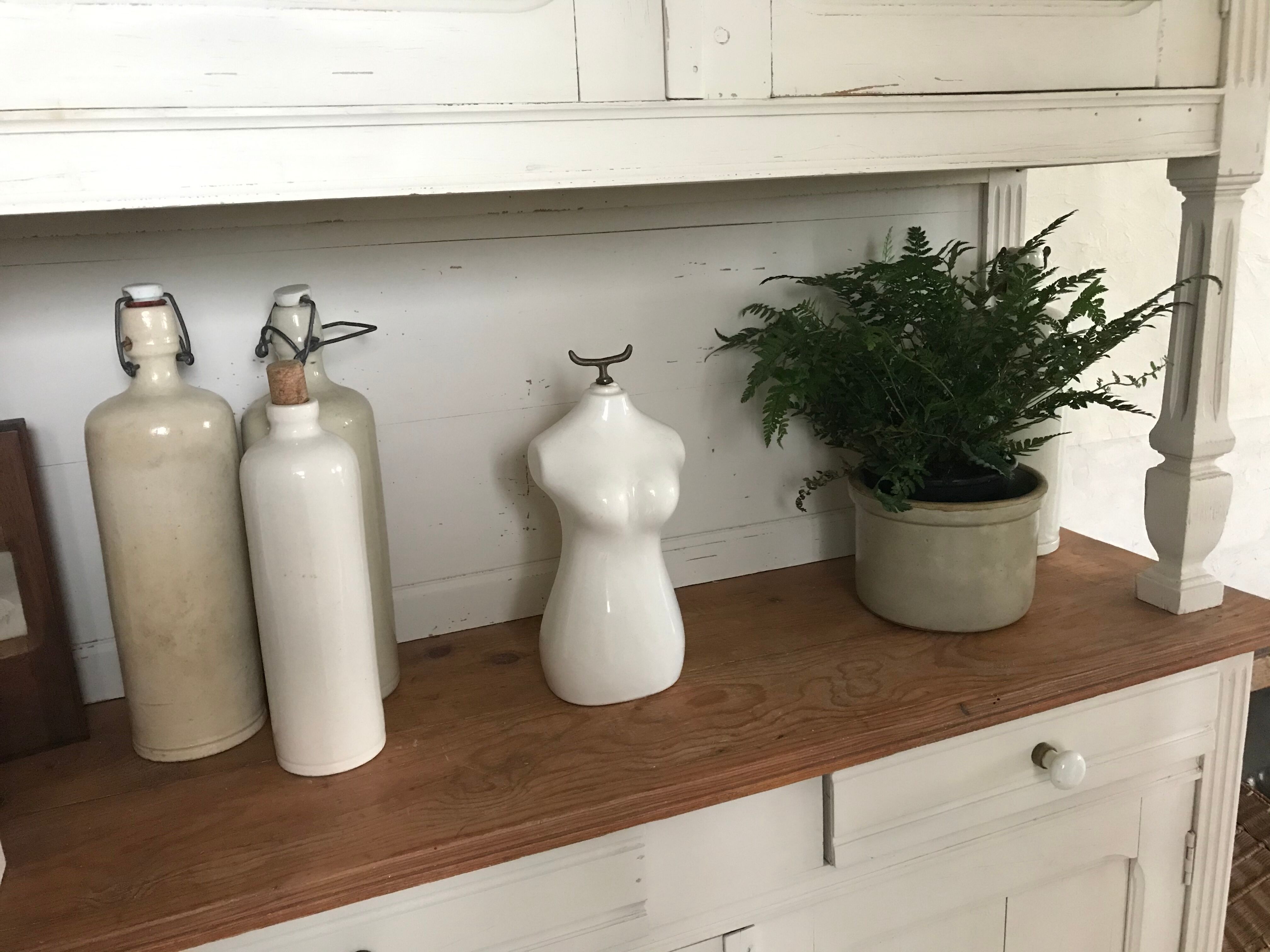 Enamelled ceramic bust