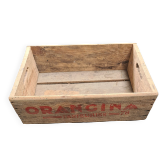 Old wooden box: orangina