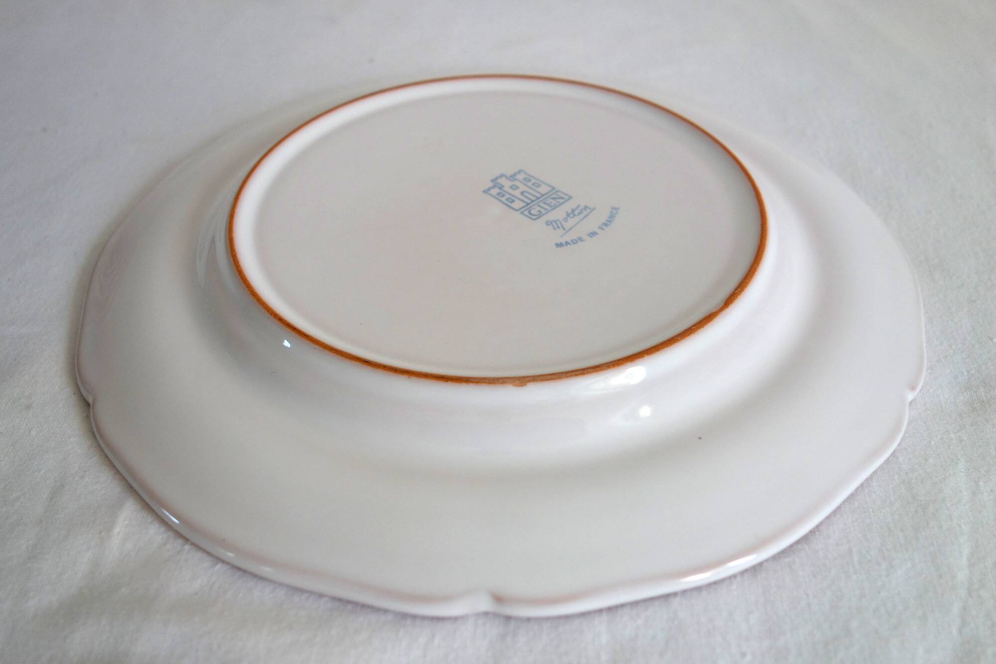 6 large flat plates Pierre Motton for Gien circa 1930