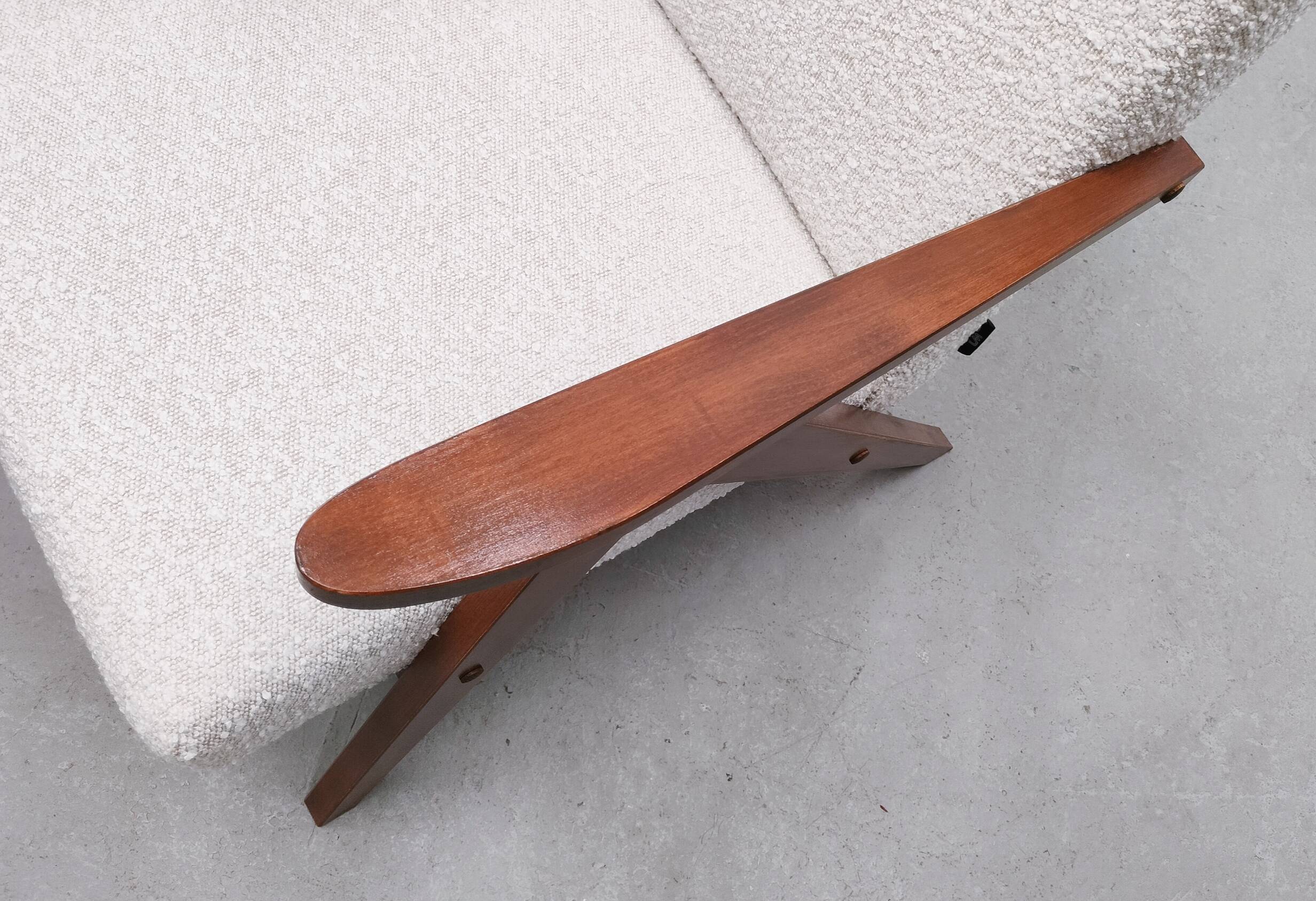 Mid Century Easy Chair Model B - 310 Var in Ivory Buckle