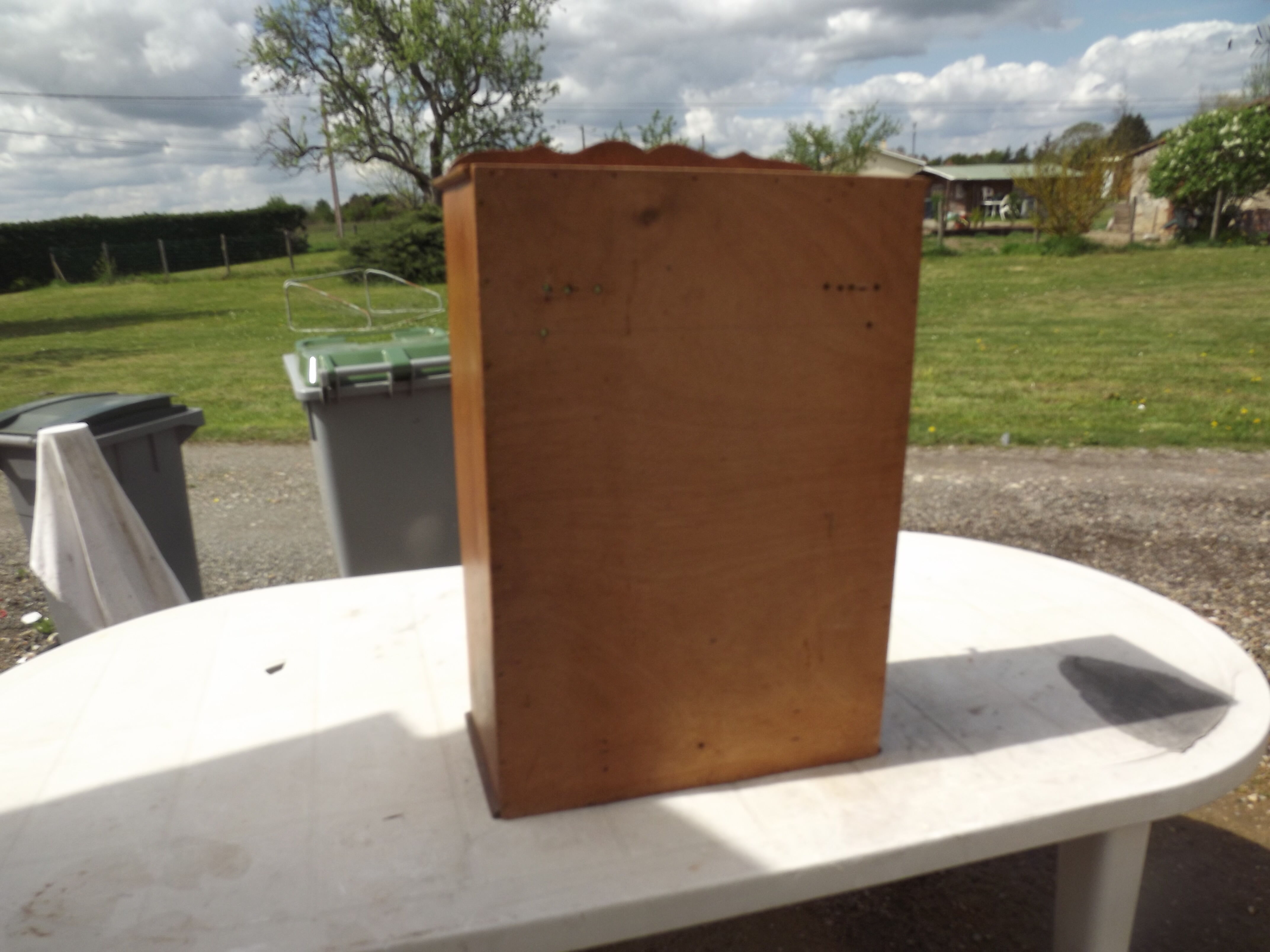 Petite armoire bois