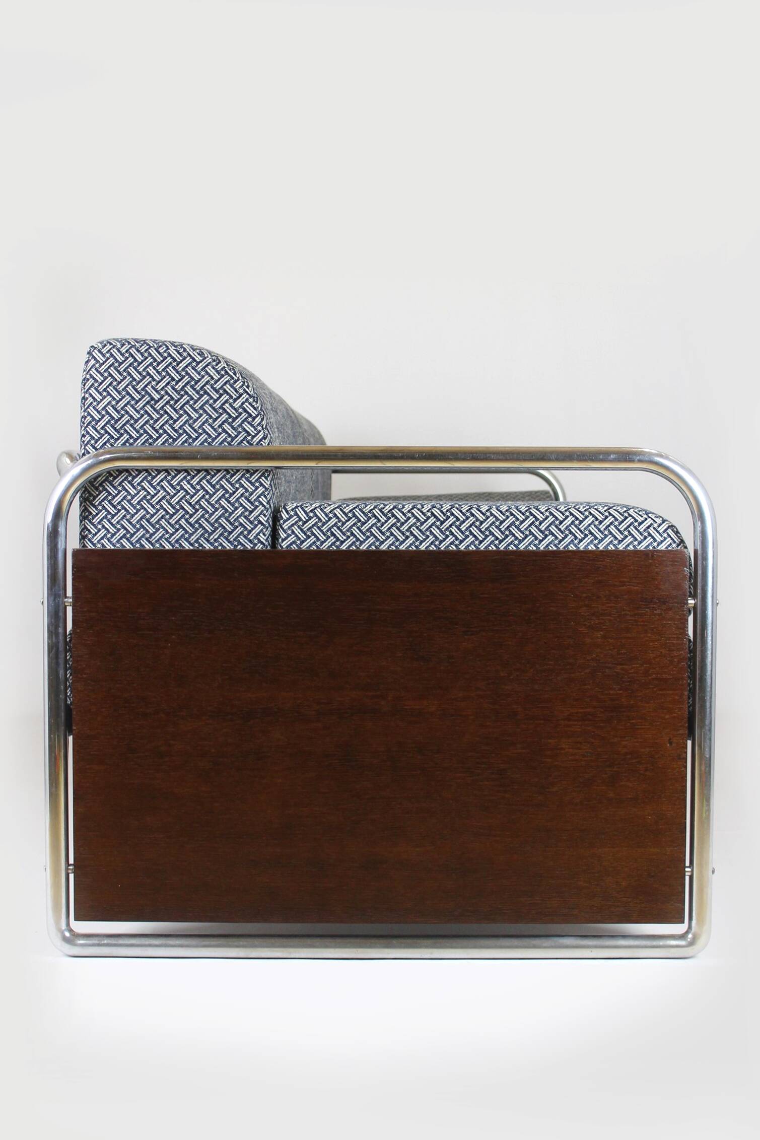 Restored Bauhaus Tubular Steel Sofa by Robert Slezak, 1930s