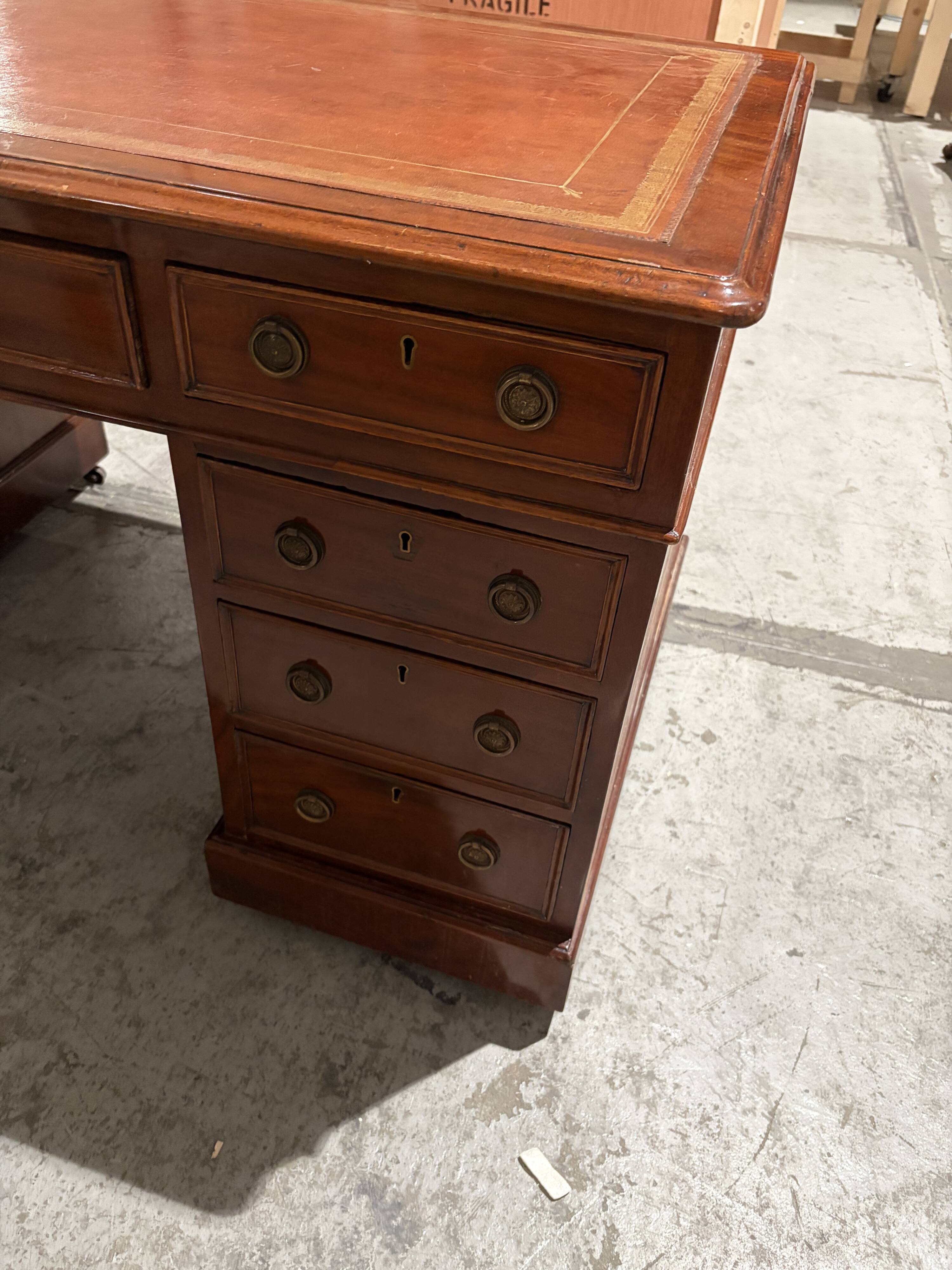 English desk 19th century