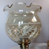 Table lamp with bronze base, round globe with amber and granite ruffles, retro chic