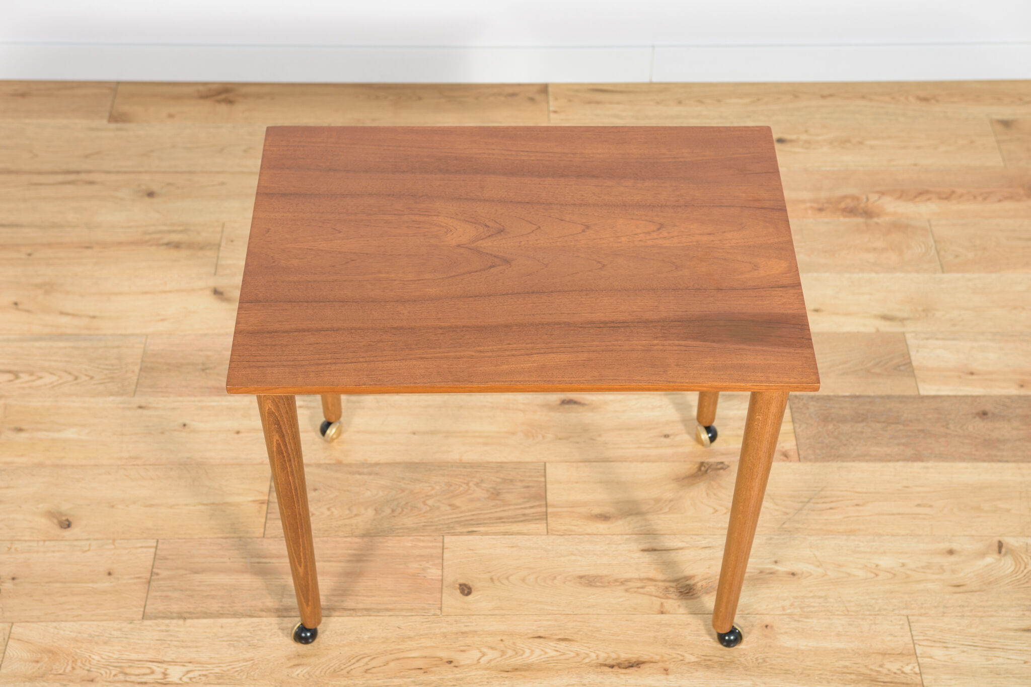 Mid-century Danish nesting tables by Poul Hundevad for Novy Domov, Czechoslovakia, 1960s, set of 5