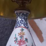 Small Chinese porcelain lamp