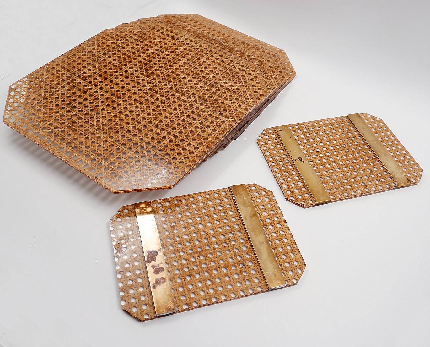 Christian Dior Home set of 6 Under Plate and 2 under dish