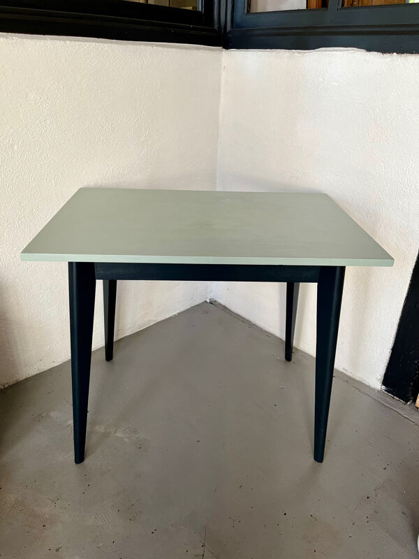 Table pieds compas