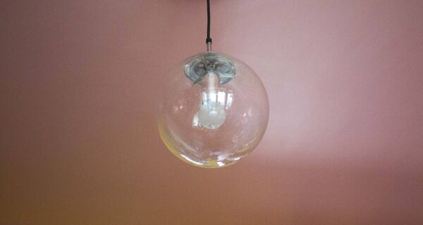 Suspension Glashütte Limburg vintage , boule verre bullé, lampe de plafond, lustre boule