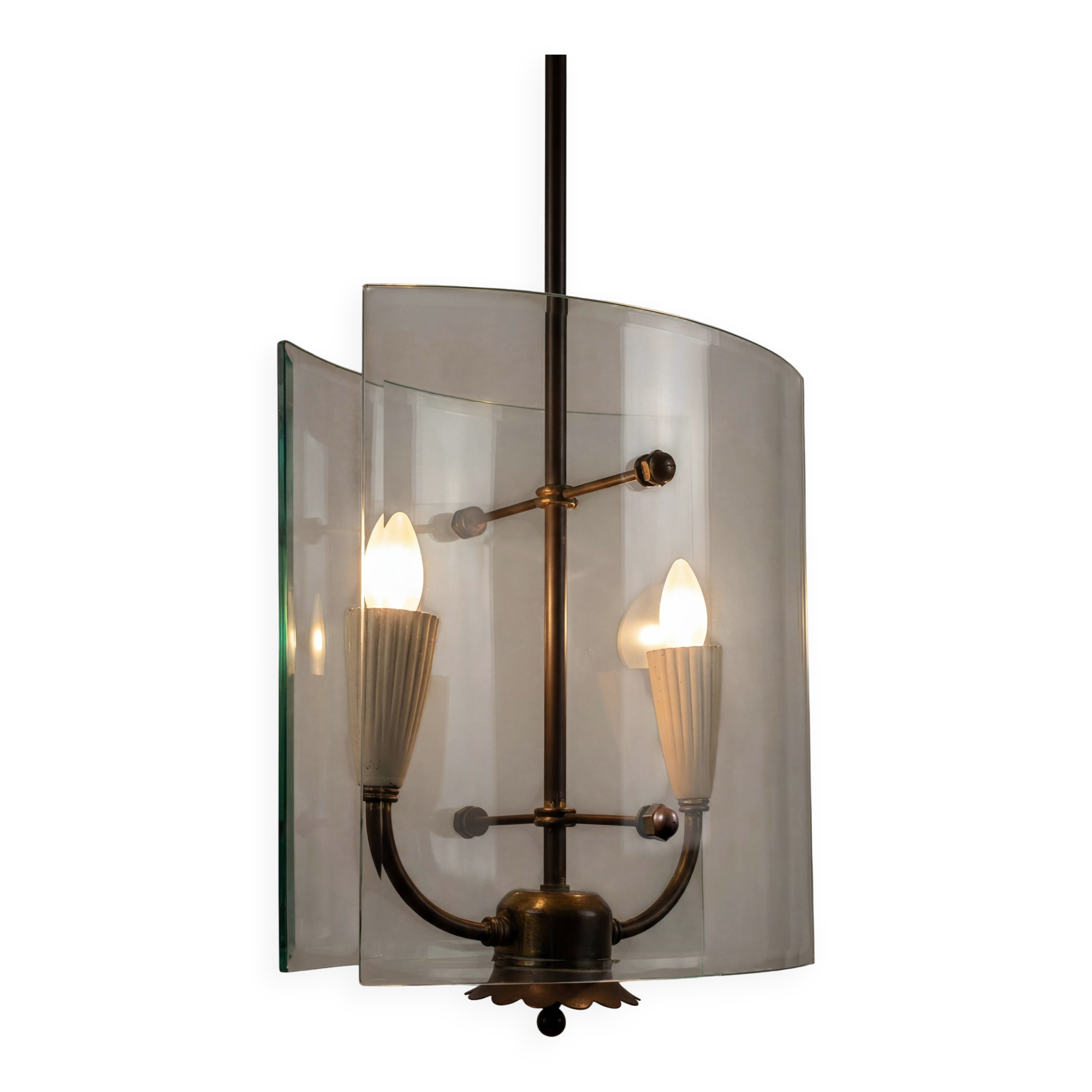 Pietro Chiesa for Fontana Arte Curved Glass and Brass Pendant Light 1940s