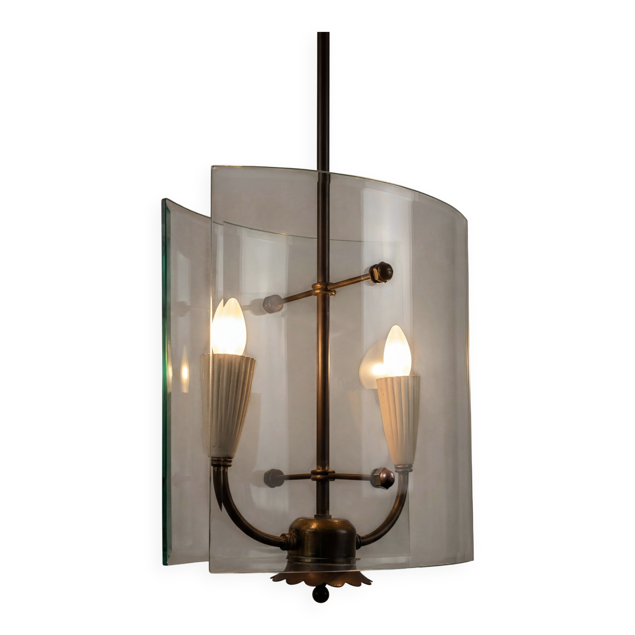 Pietro Chiesa for Fontana Arte Curved Glass and Brass Pendant Light 1940s