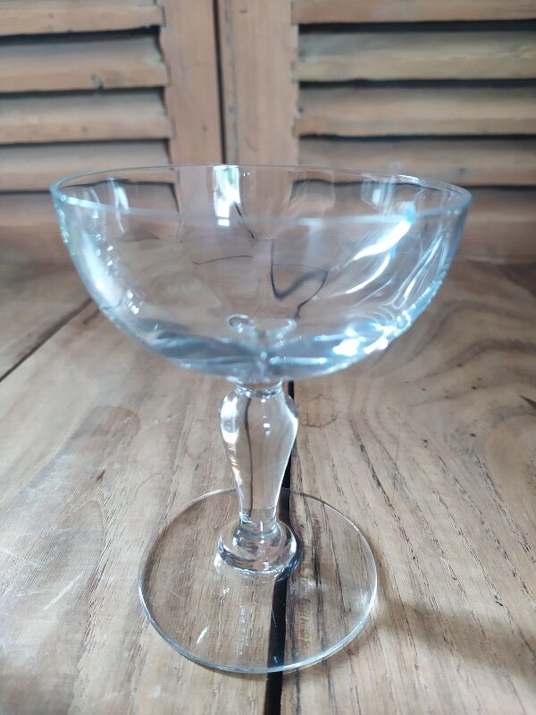 Glass champagne glass cup lot of 4 dp0421005