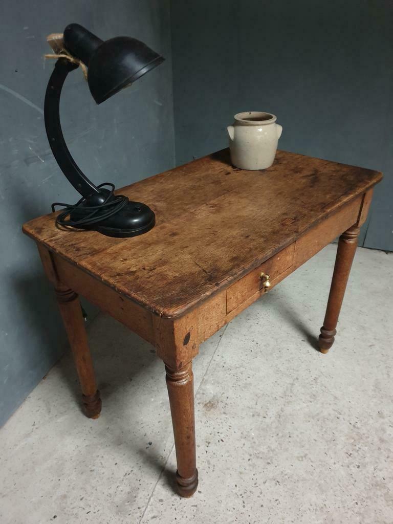 Antique oak table with drawer
