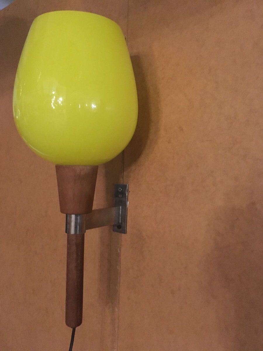 Mid-Century wall lamps in yellow and red chalice by Vistosi, 1960s, set of 2.