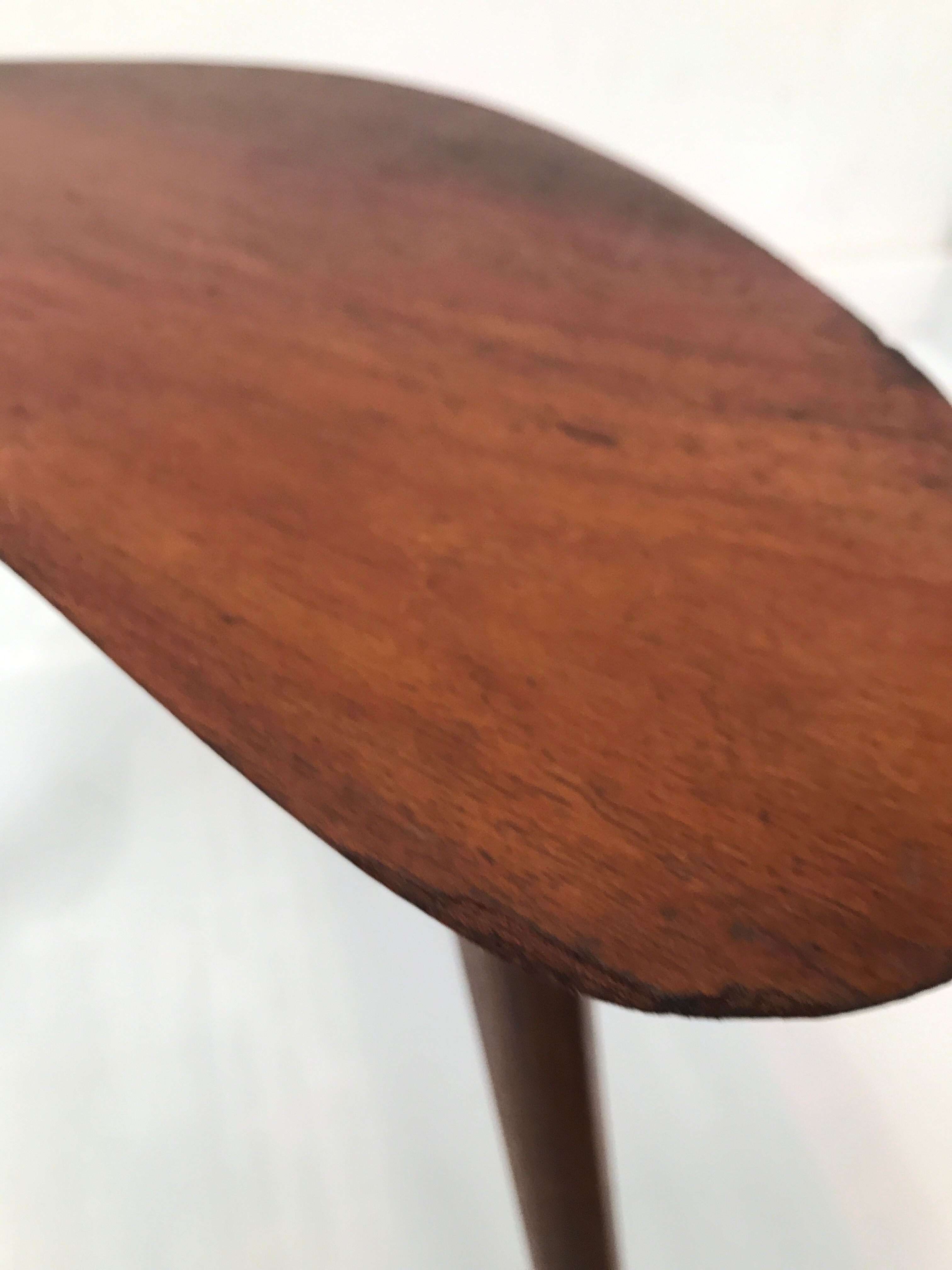 Vintage tripody tabout shape triangle annee 60