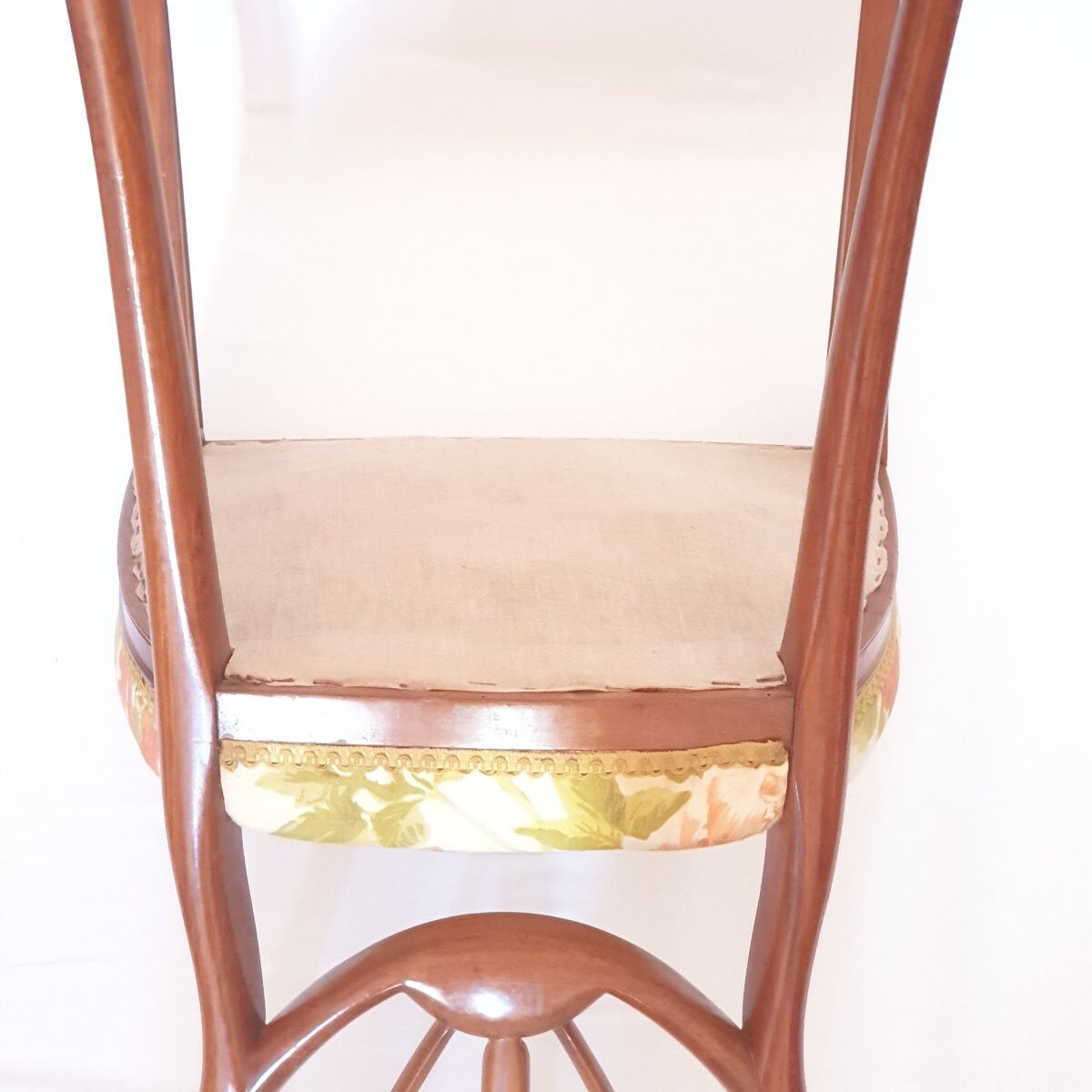 Hepplewhite style chair, 19th century England