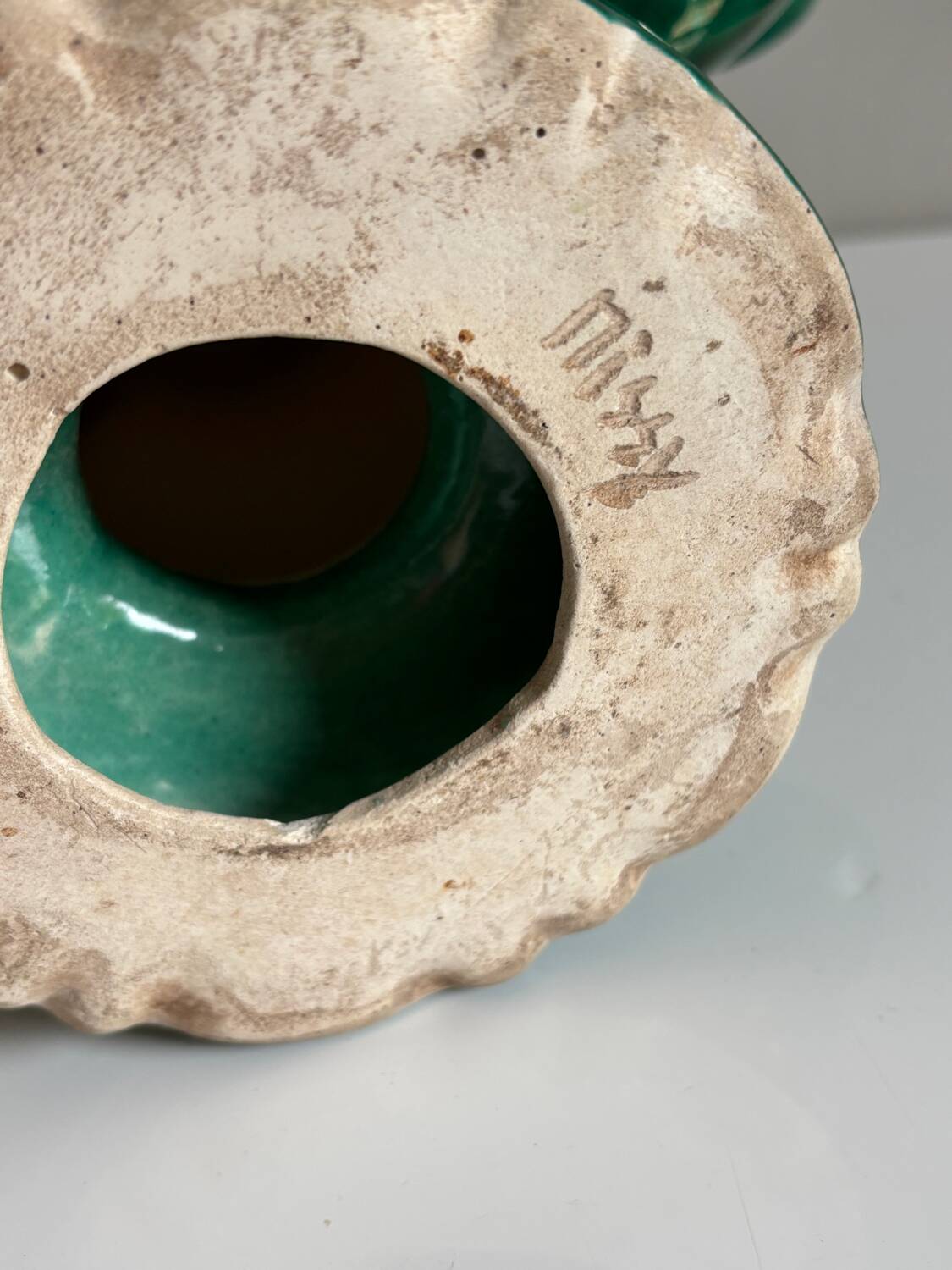 MISSY earthenware candle holder