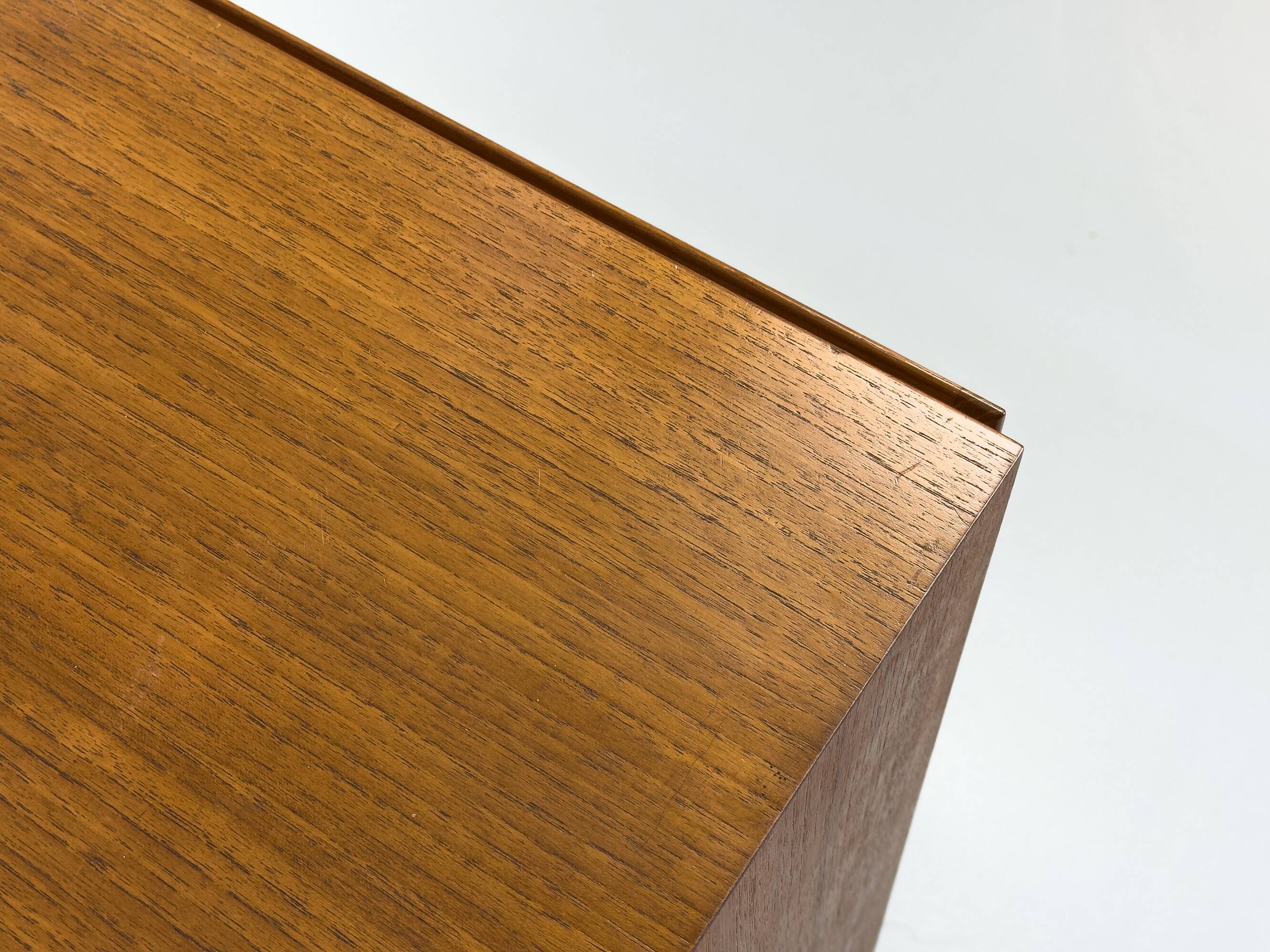 Armoire en teck avec tiroir d'Omann Jun, années 1960