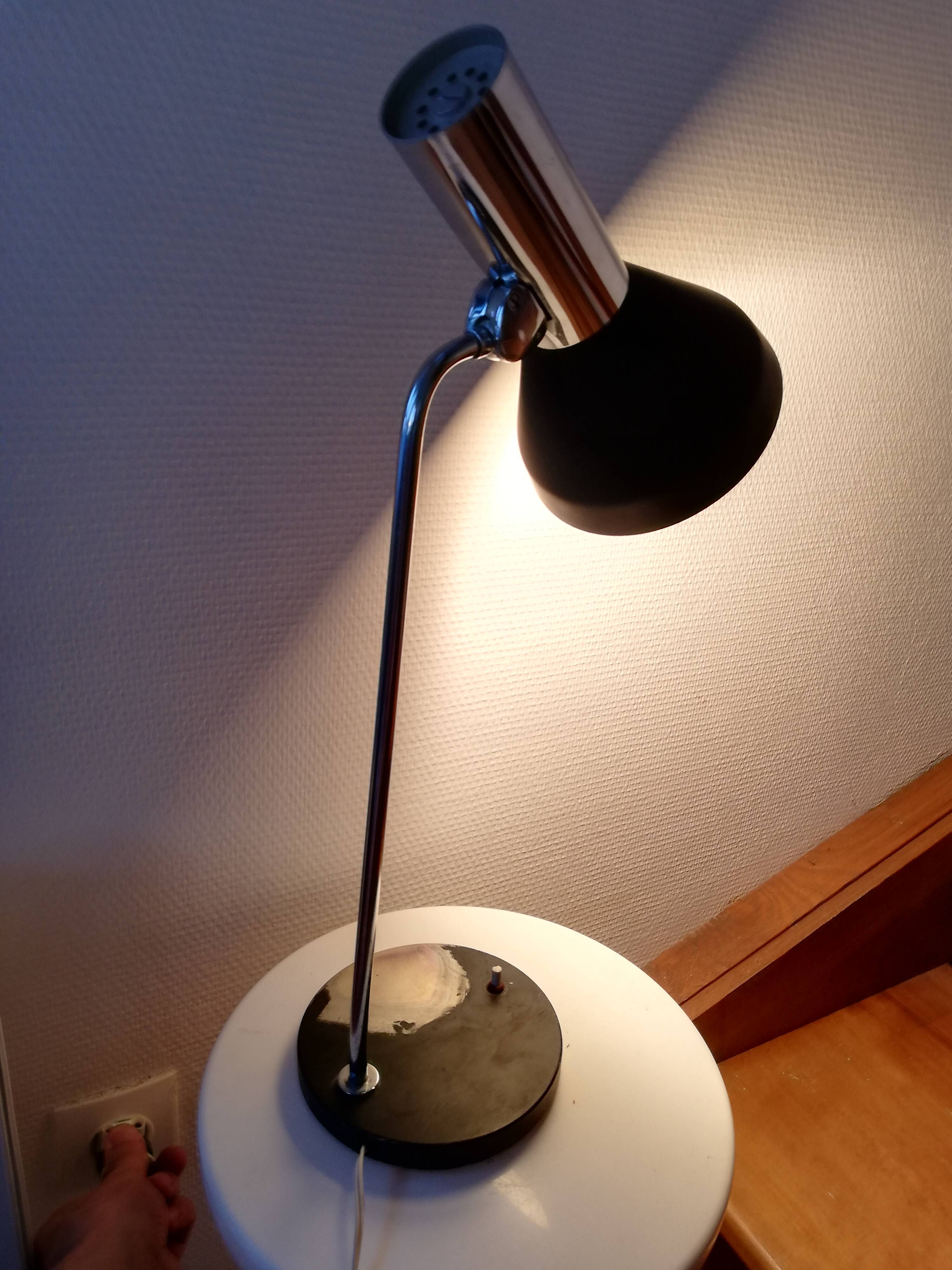 Vintage articulated desk lamp 60/70
