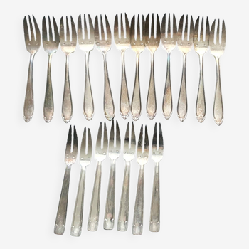 Silver metal fork set