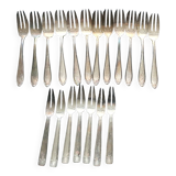 Silver metal fork set