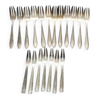 Silver metal fork set