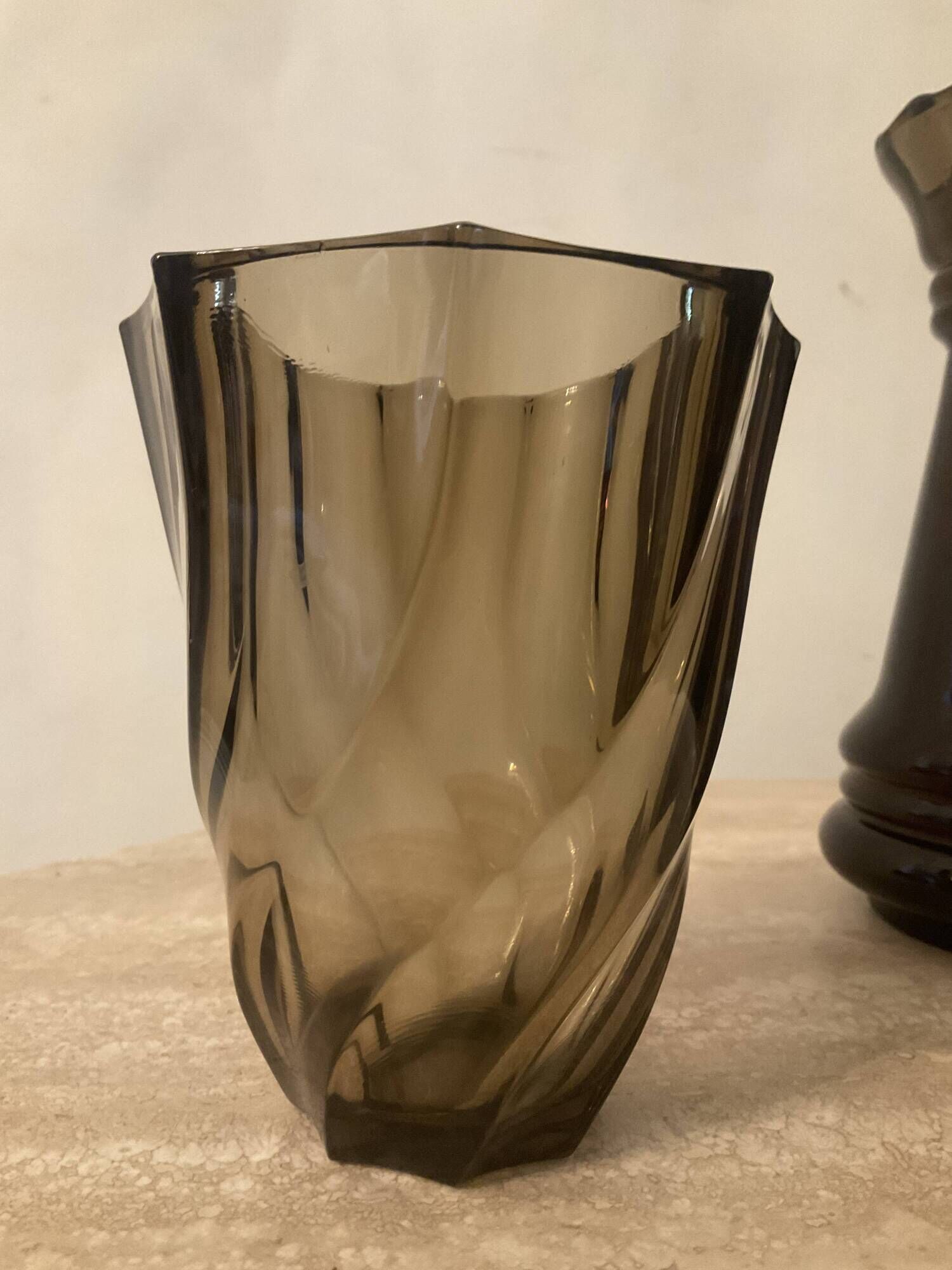 Series of 4 vintage smoked glass vases from the 70s