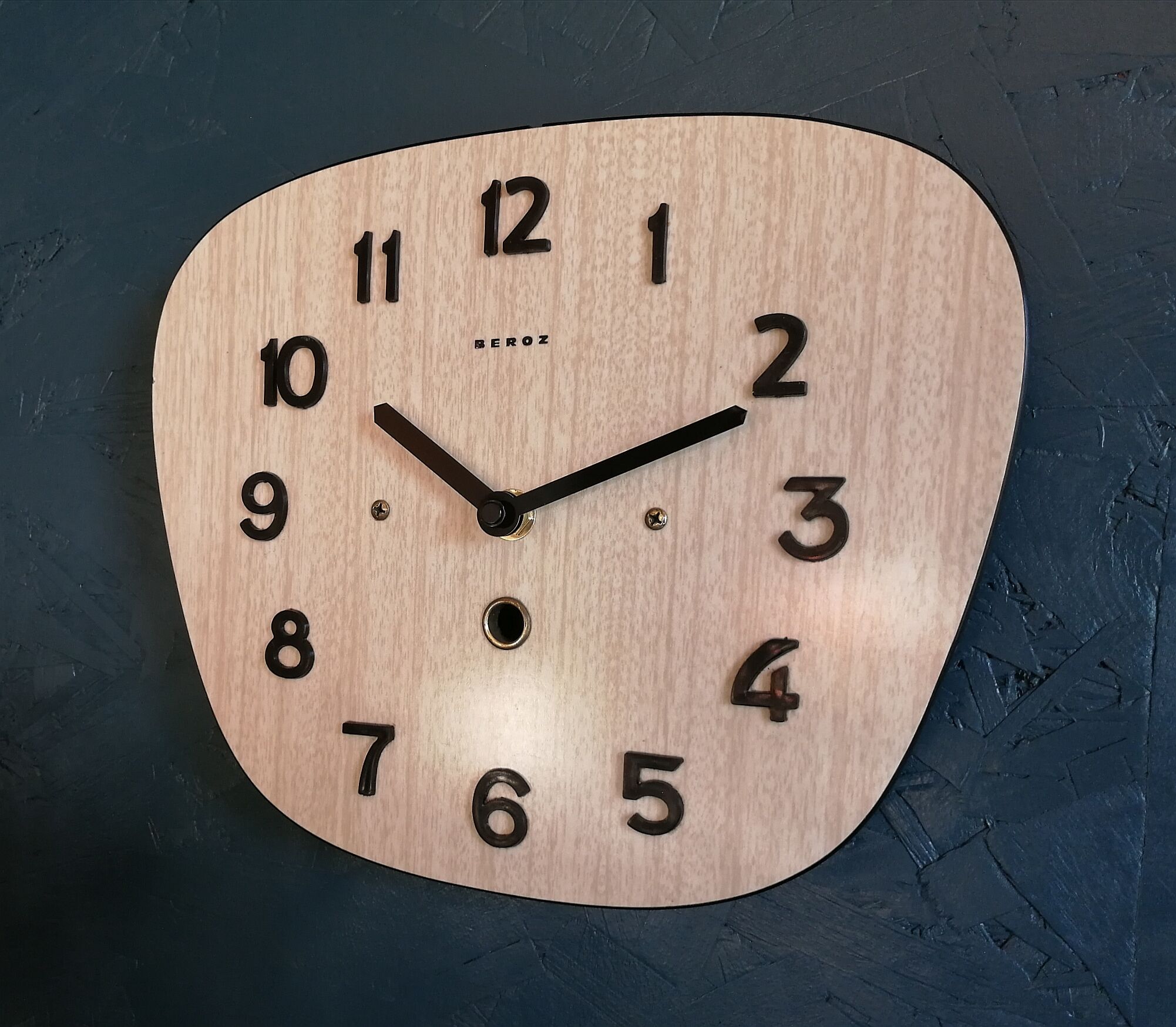 Vintage clock formica silent wall clock "Beroz beige wood"