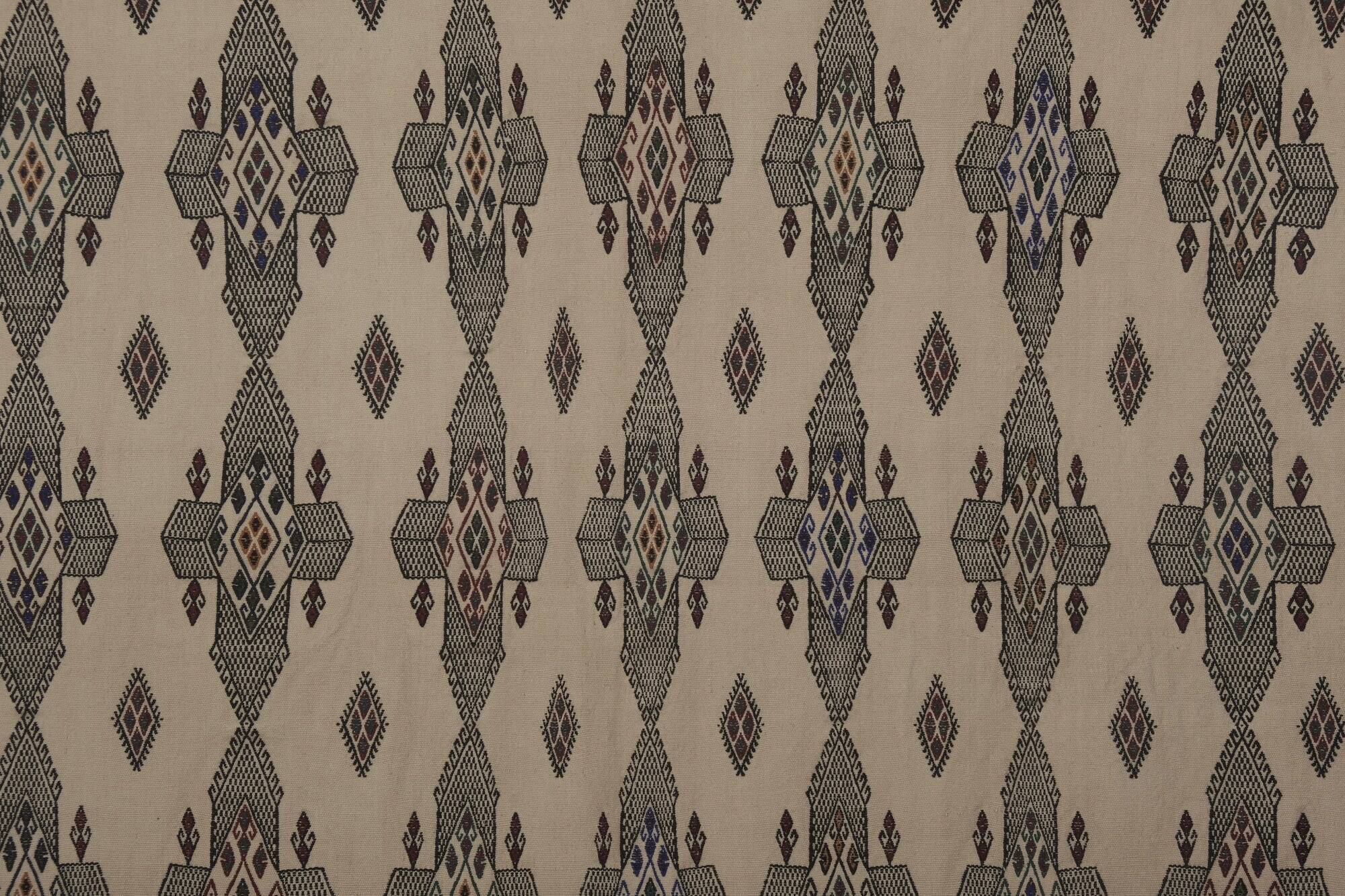 Vintage Turkish kilim, handwoven, 180x282 cm.