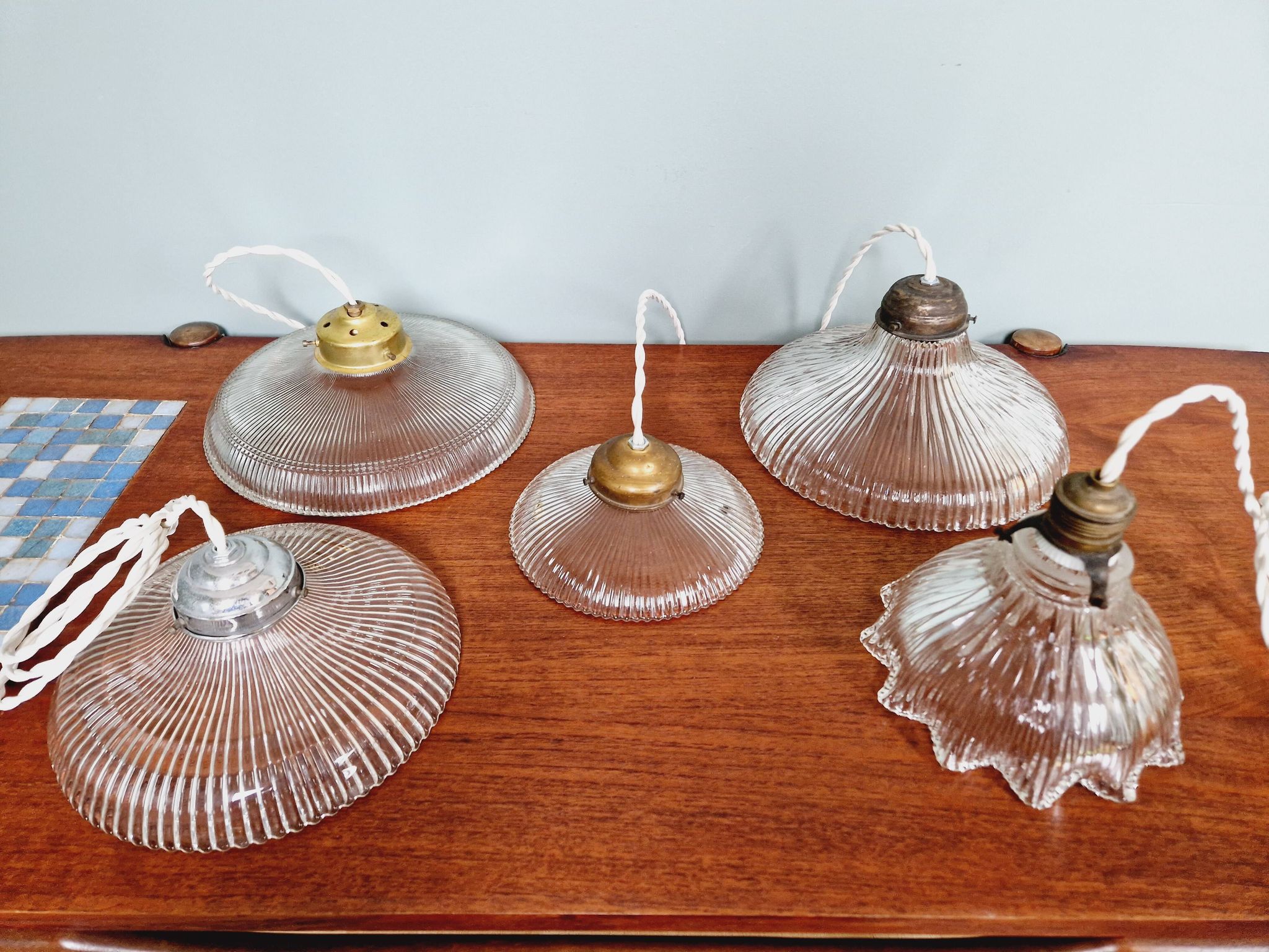 Suspension Art Déco en verre rainuré, années 1920-30