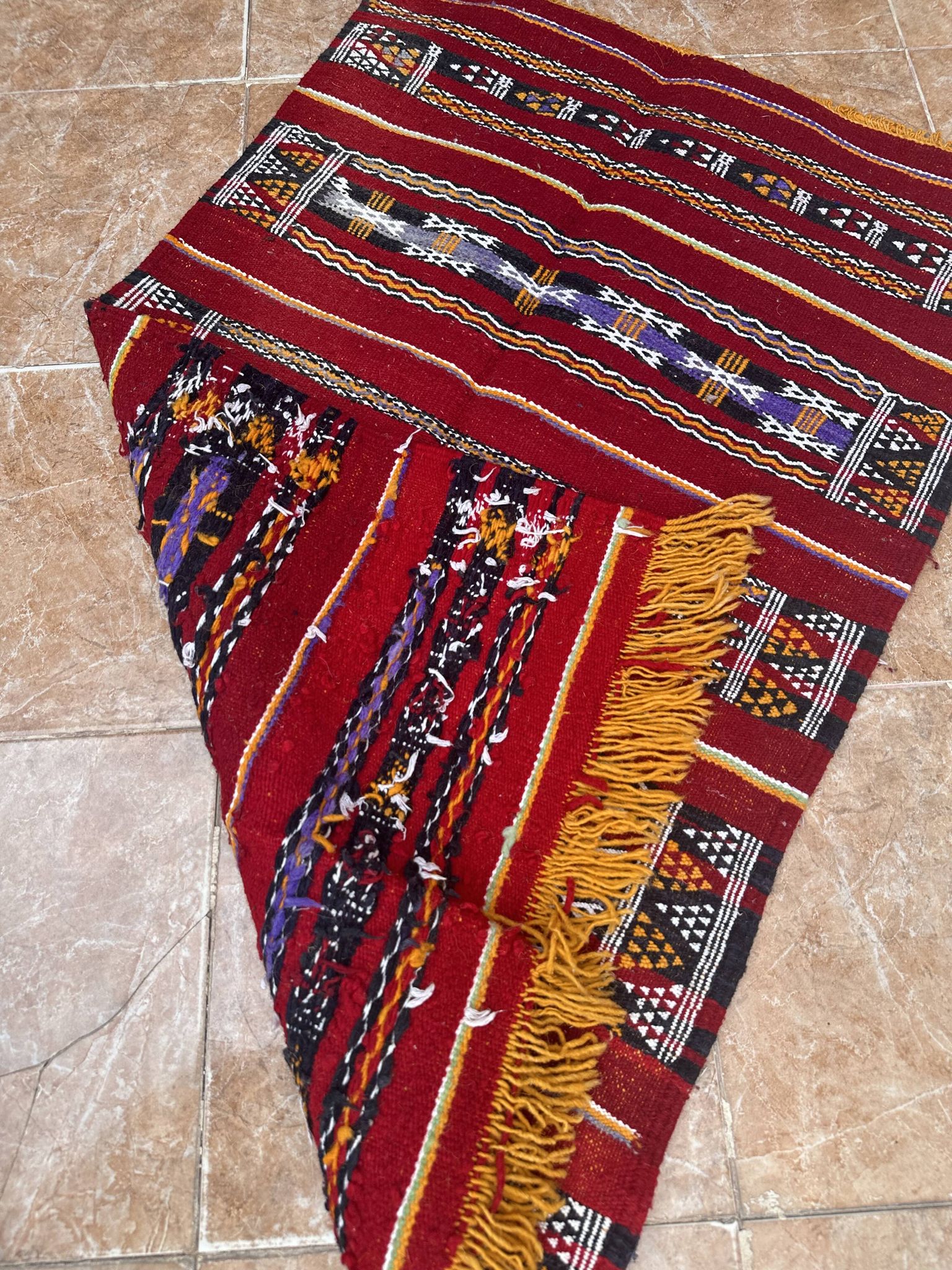 Tapis berbère marocain tissé à la main 100% laine