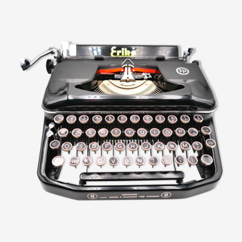 Machine à écrire Erika 8 noire révisée ruban neuf