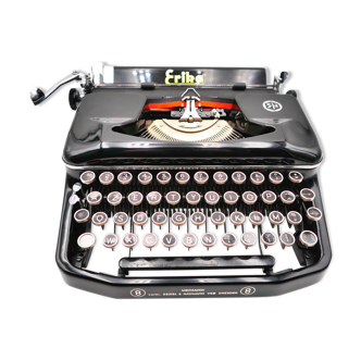 Erika 8 black typewriter revised new ribbon