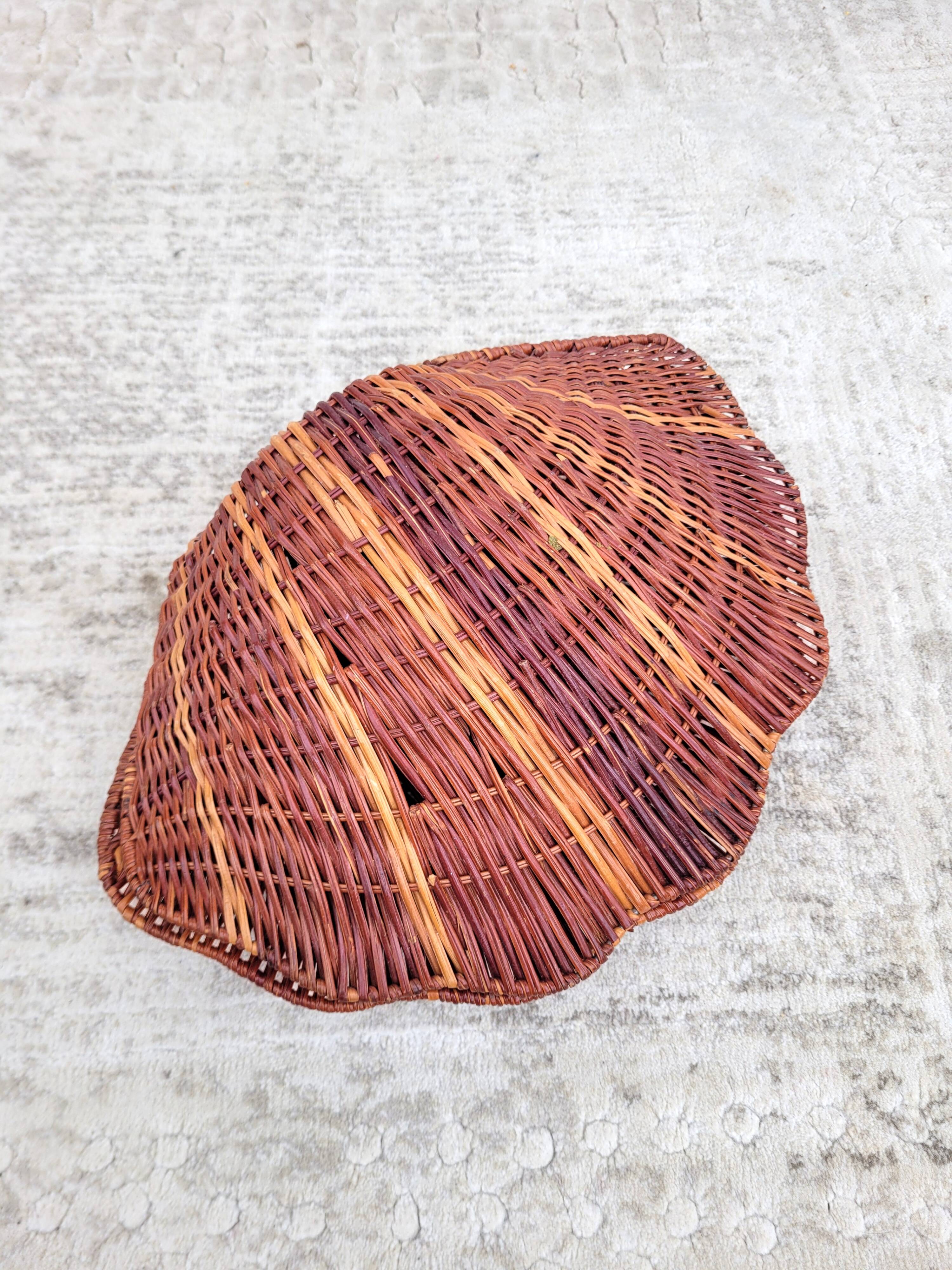 Rattan shell basket