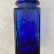 Bocal en verre bleu cobalt