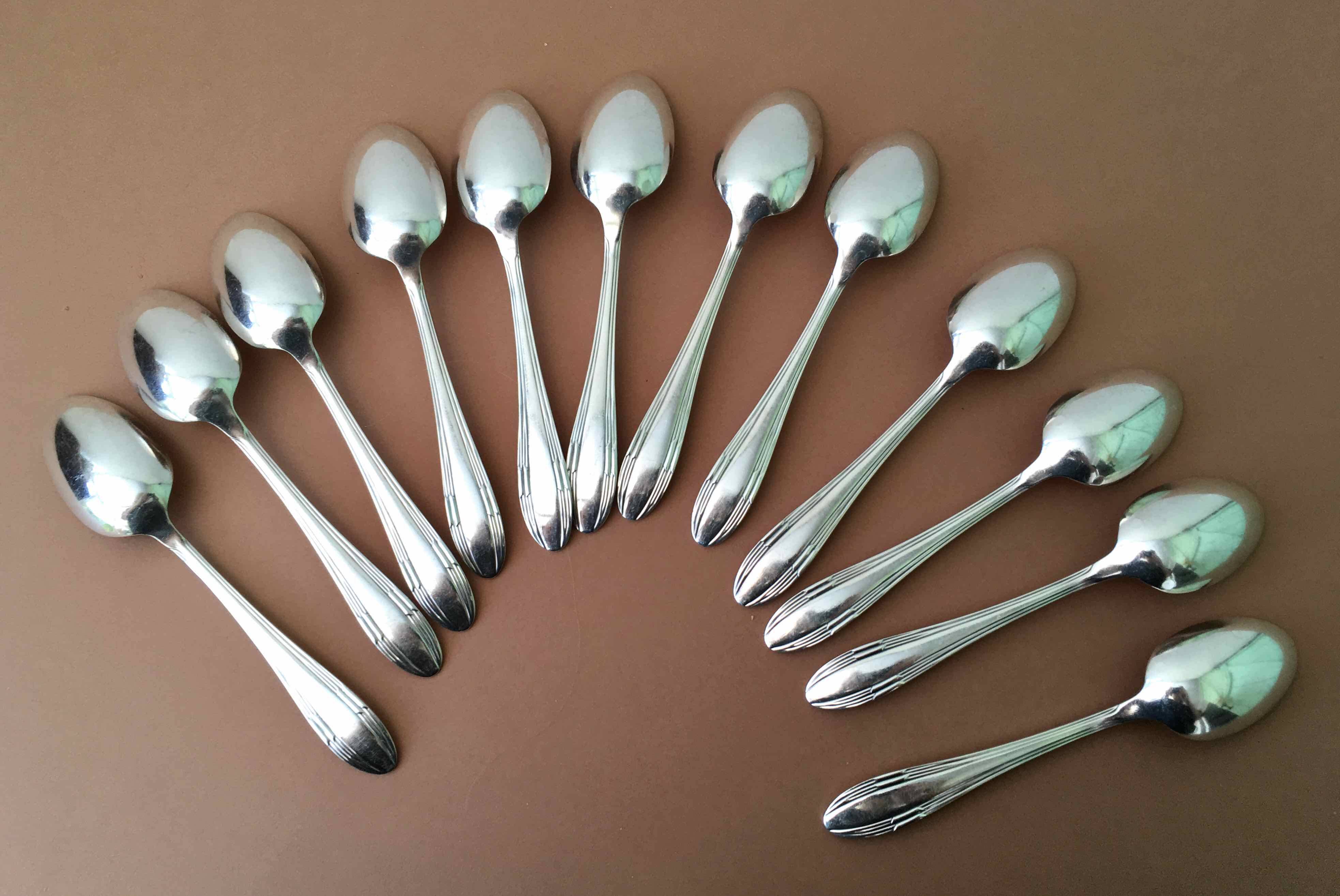 Cutlery set 37 place settings Goldsmith ATD silver metal