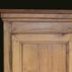 Vaisselier en merisier blond du début 19eme. Armoire ancienne.