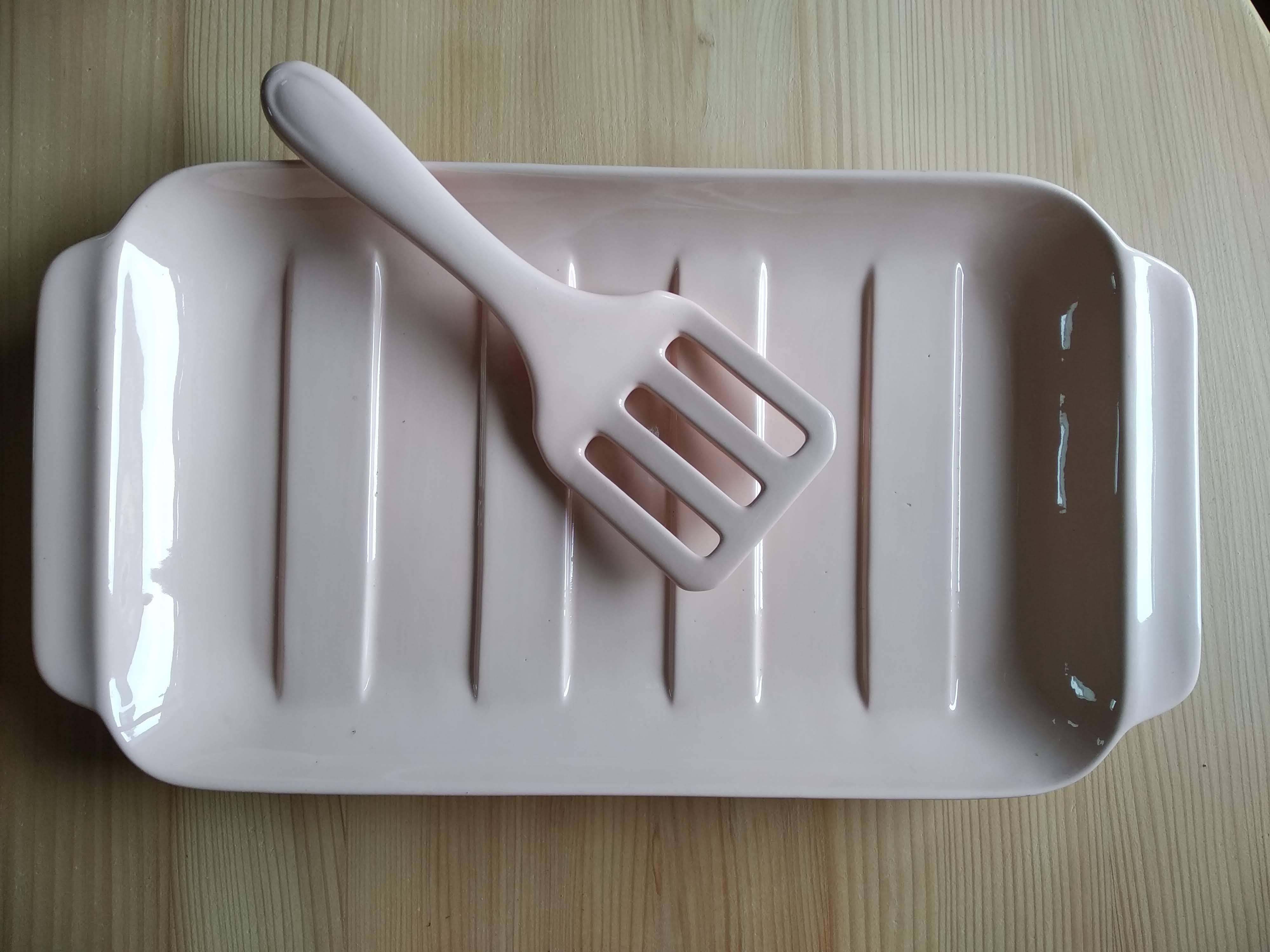 Digoin Sarreguemines Pale Pink Asparagus Set