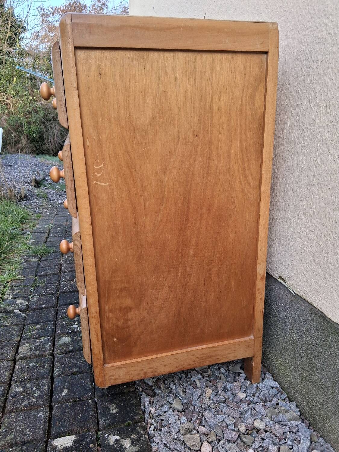 Vintage chest of drawers
