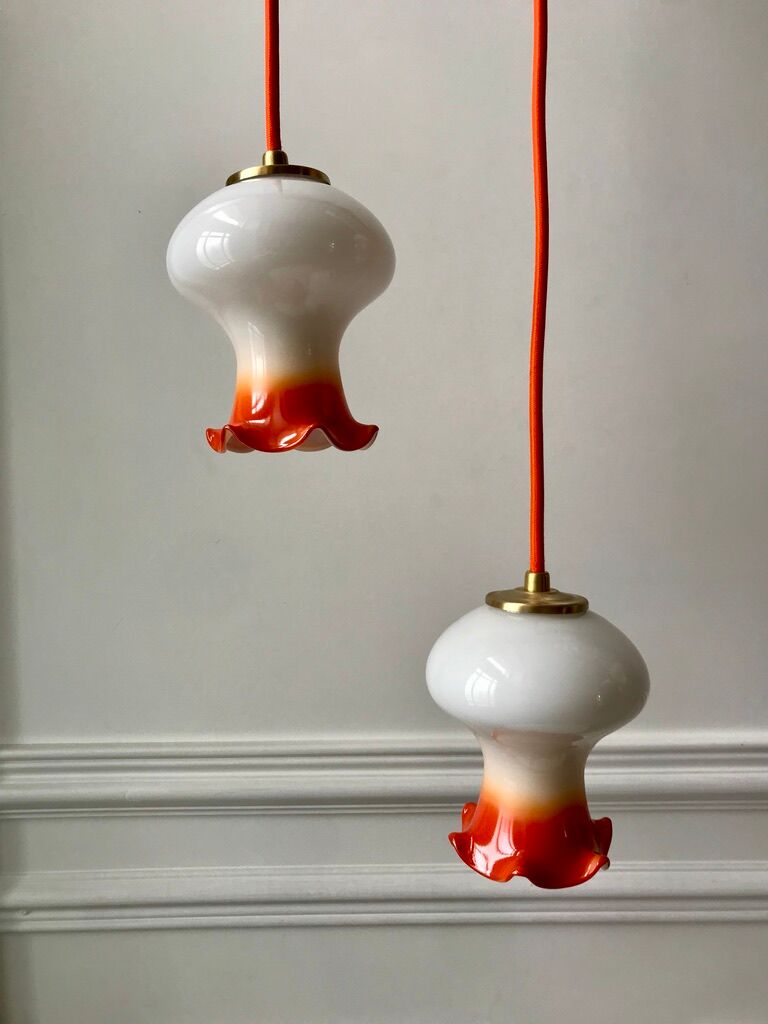 Set of 4 suspensions tulips in opaline orange gradient thread orange and white 70s