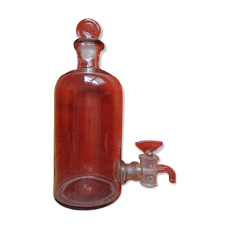 Apothecary bottle