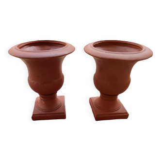 Paire de vases ou coupes Médicis. Terre cuite