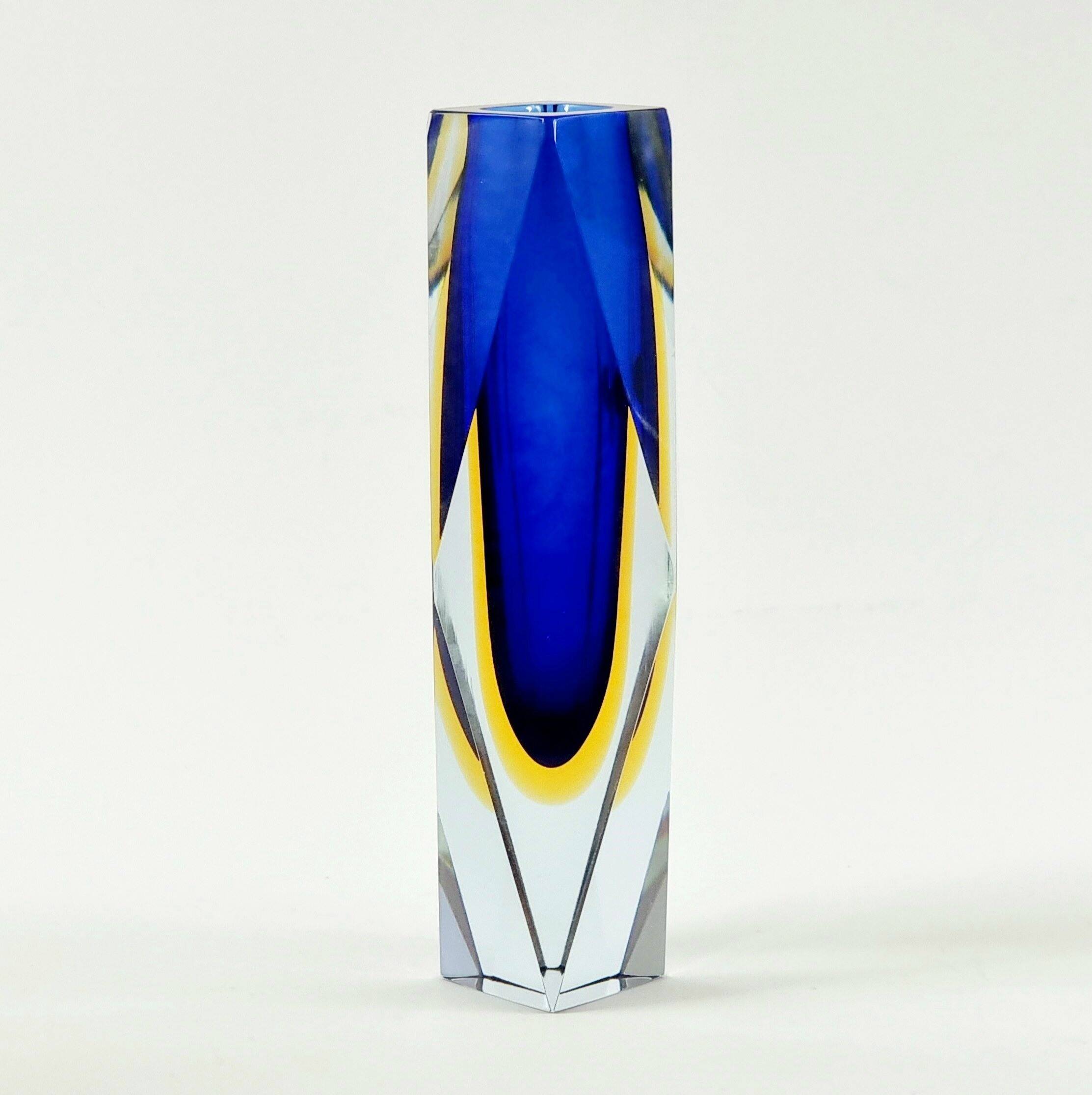Vase en verre Murano Sommerso du milieu du siècle par F. Poli pour A. Mandruzzato, années 1970.