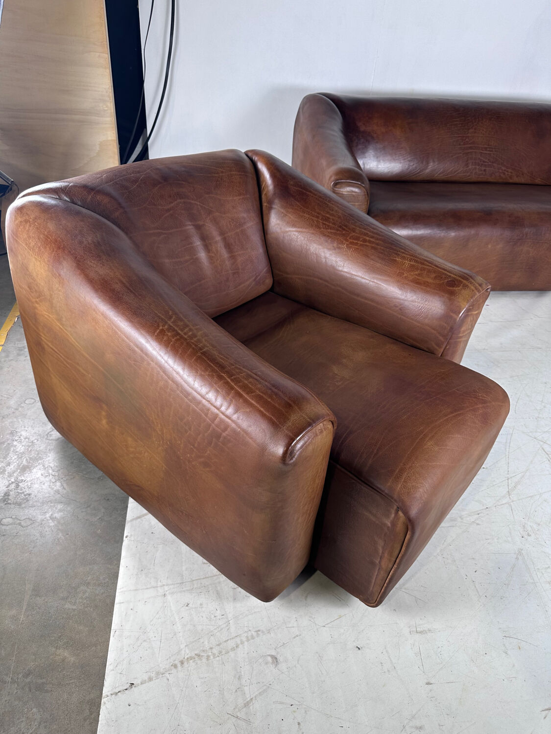 Leather sofa by DE SEDE