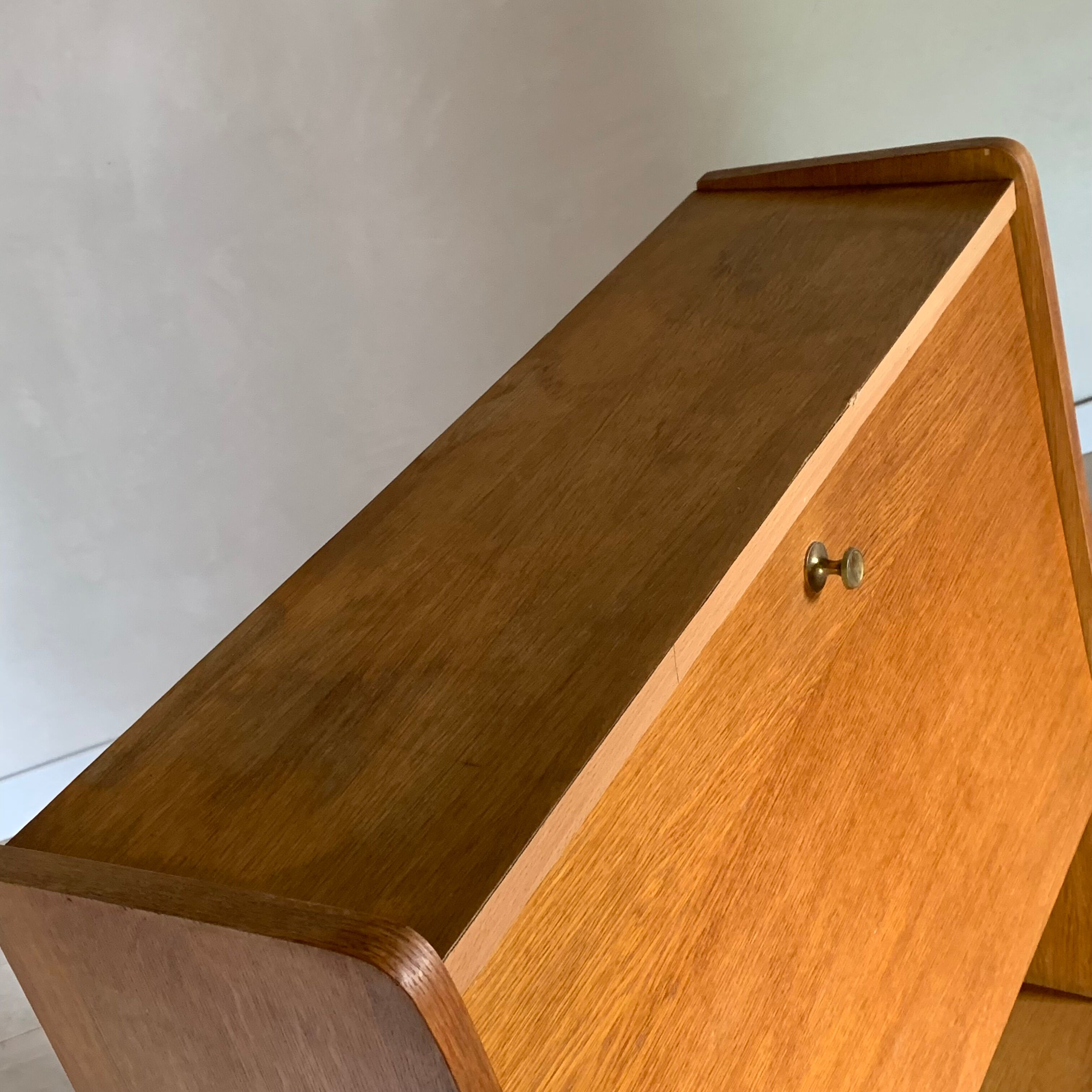 Secretary vintage pyramidal library
