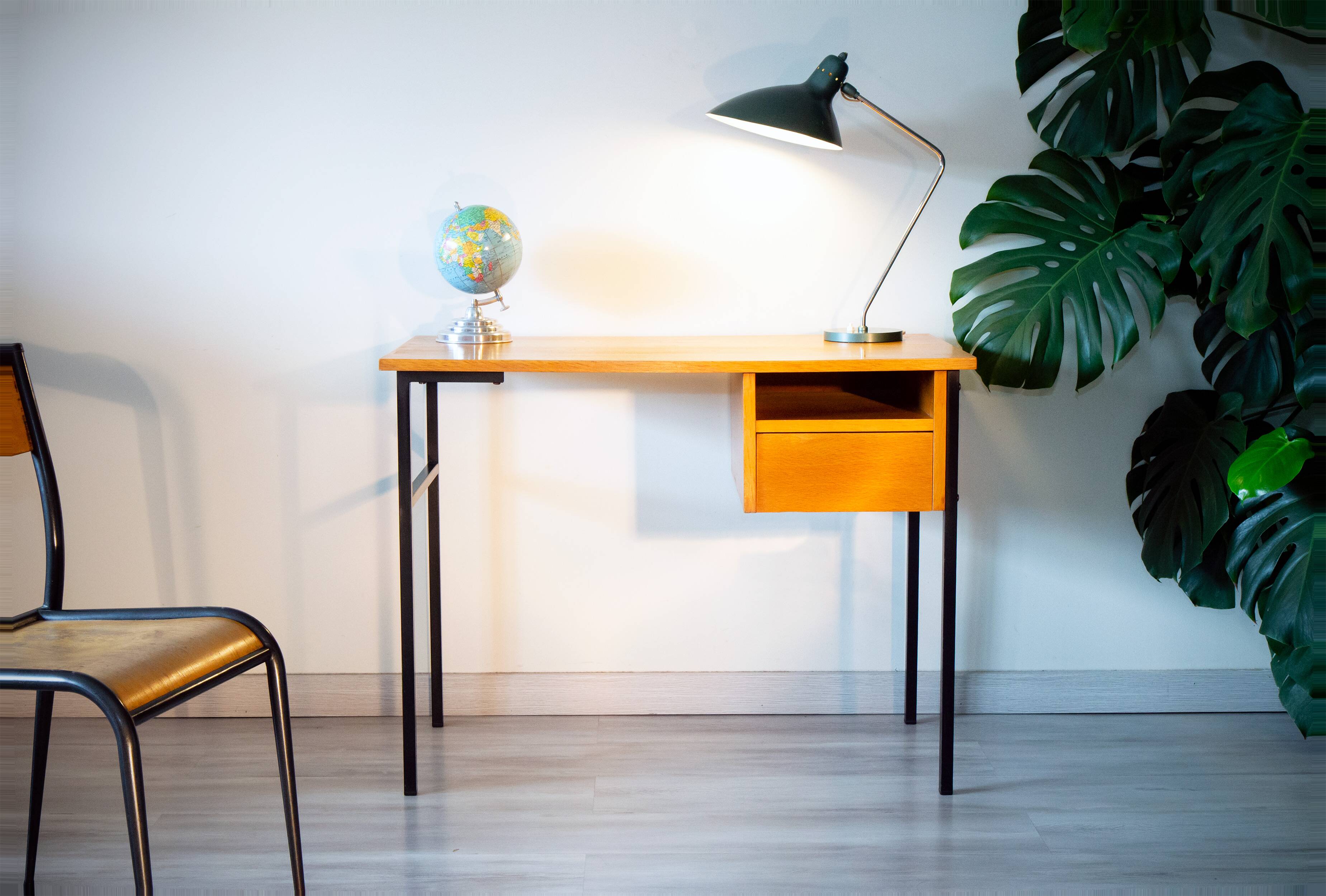 Bureau moderniste année 70, chêne et métal