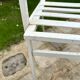 Paire de fauteuils de jardin en aluminium laqué blanc  -  HUGONET