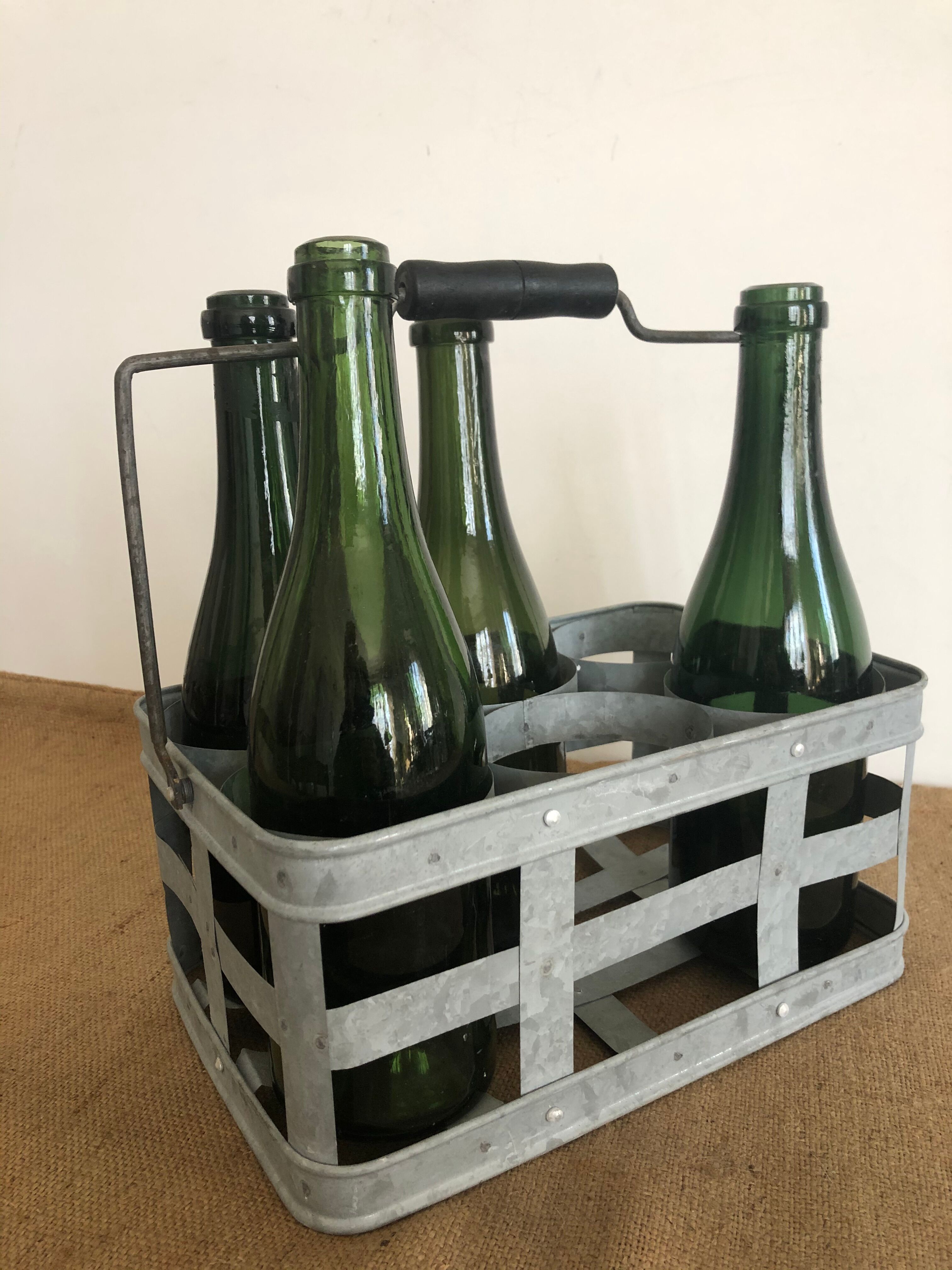 4 Bordeaux girls, old bottles