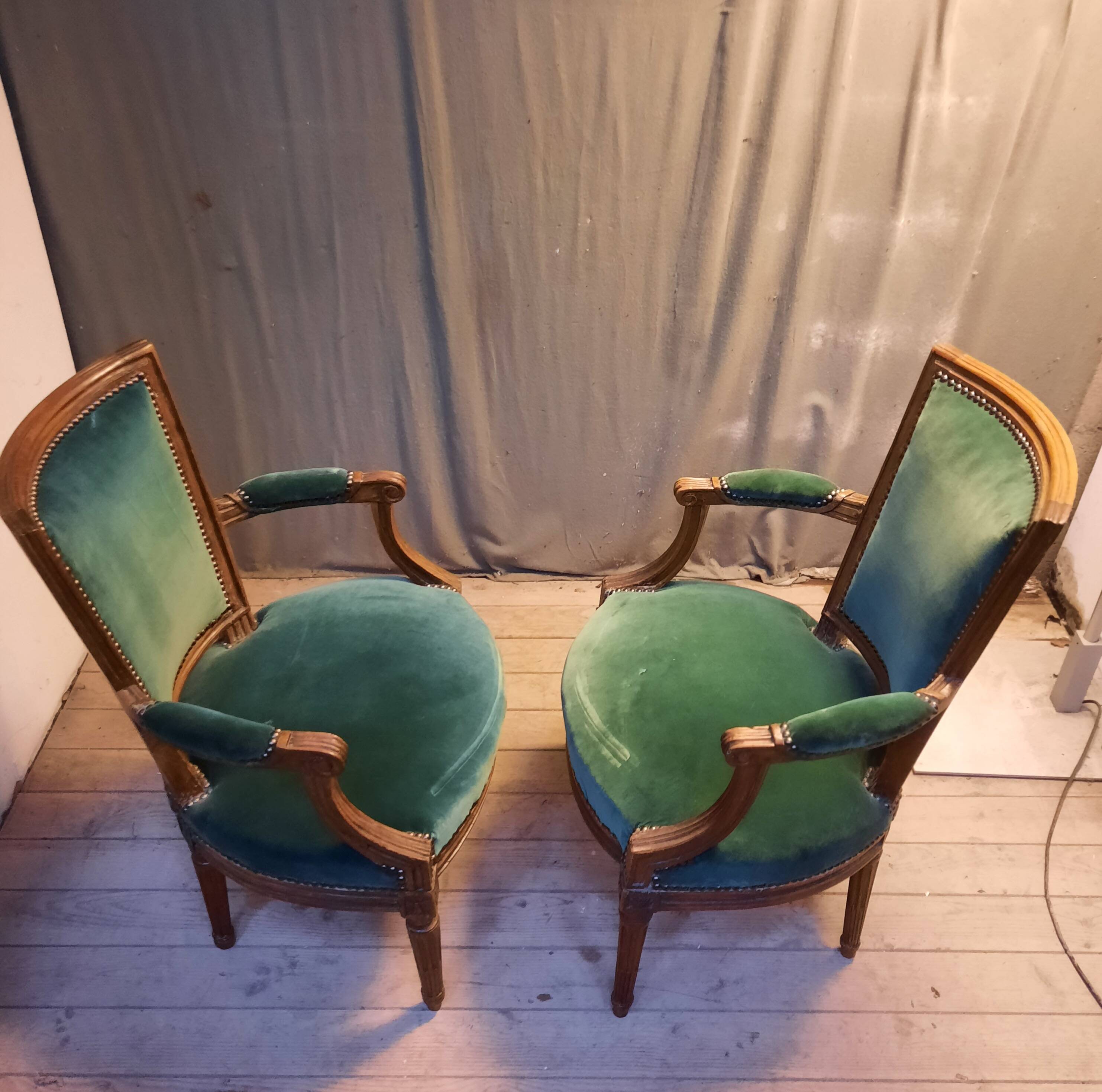 Paire de fauteuil Louis XVI