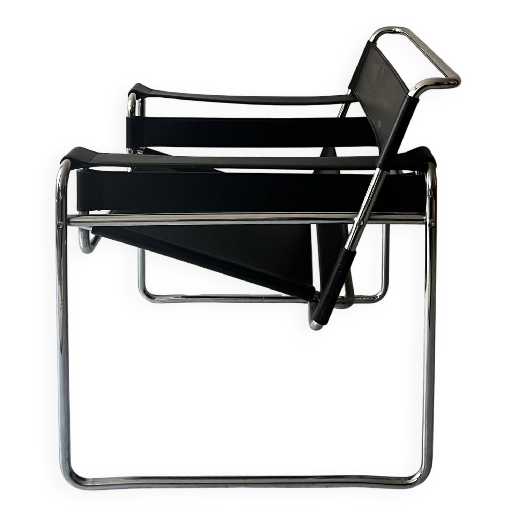 Wassily tubular armchair in chrome & black leather, designed by Marcel Breuer in 1970.